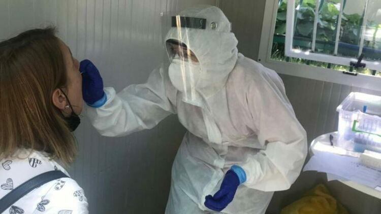 Ученици са сред новите случаи на COVID 19 в областта,паралелка под карантина в Езиковата