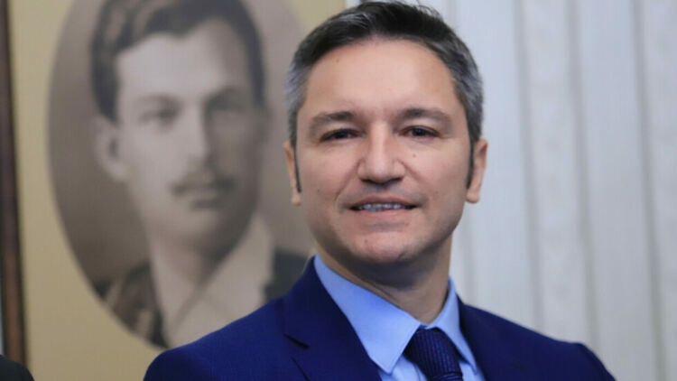 Вигенин подаде оставка като шеф на предизборния щаб на БСП