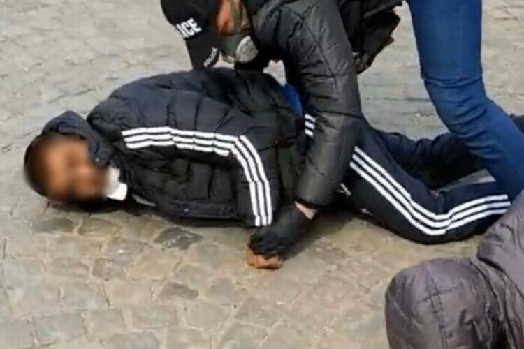 Заловиха на строеж в Кърджали издирван от полицията на Гърция