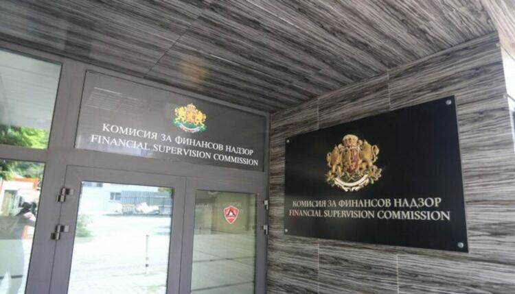 Със създаването на специален сайт КФН започна кампанията "Инвестирай безопасно"