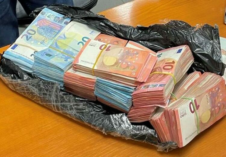 Откриха недекларирана валута за близо 95 000 лв. на МП Капитан Андреево