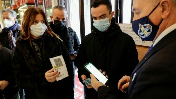 Влизат в сила нови антиковидни рестрикции в Италия