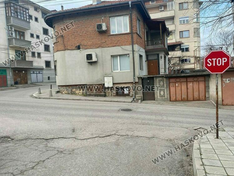 Задържаха чужденец за стрелбата по ММА боеца в Хасково