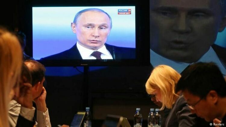 Медии замлъкват в Русия след криминализирането на "фалшиви новини" за Украйна