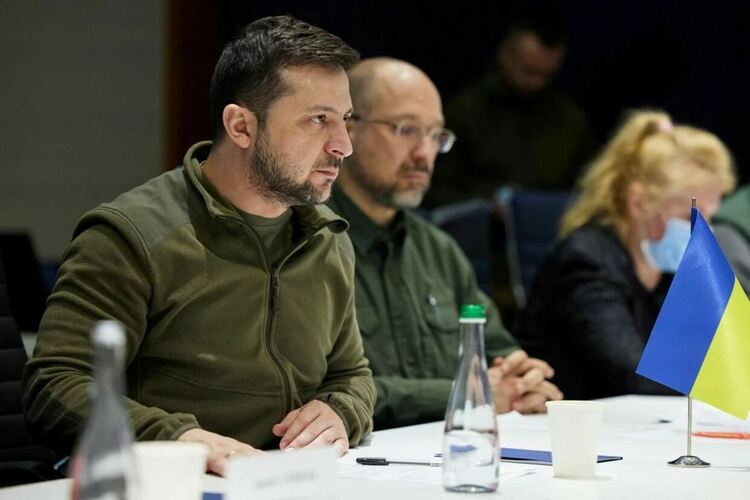 Зеленски поиска от НАТО военна помощ без ограничения