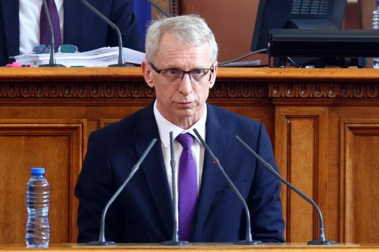 Университетите с общи специалности, създава се статут на проектни докторанти