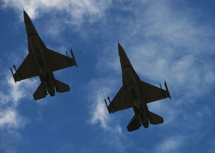 Нови осем изтребителя F-16 Block 70 - коментари от кулоарите