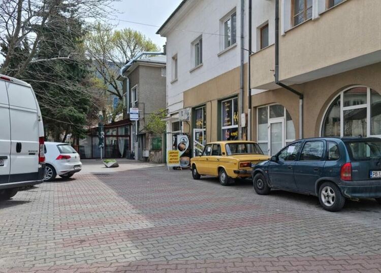 Над 720 неправилно паркирали са глобени в Асеновград за три месеца