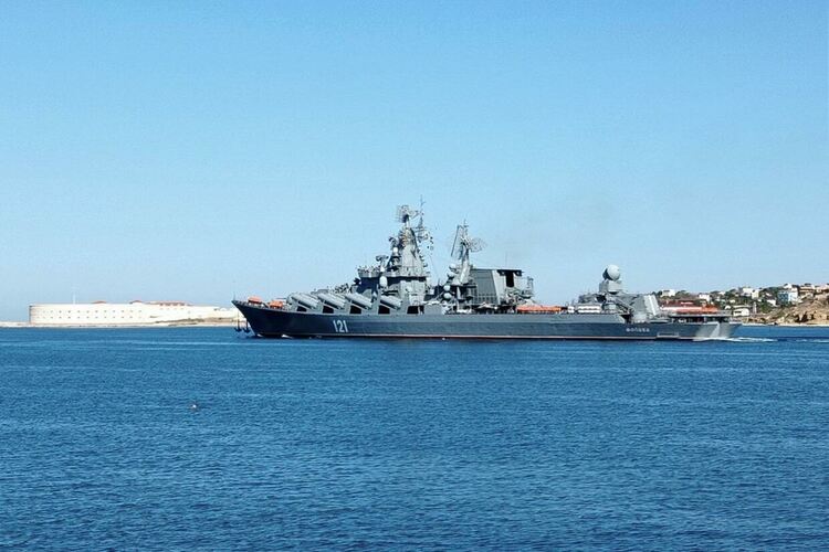 Потъването на руския ракетен крайцер "Москва" коментират американски експерти