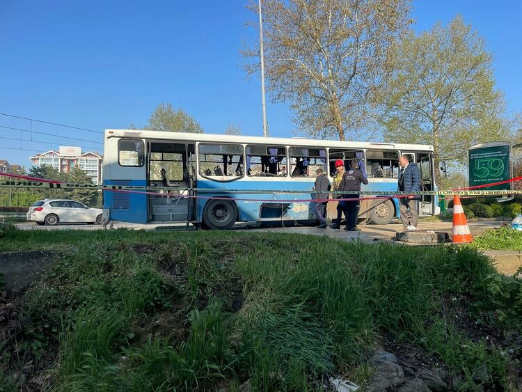 Бомбен атентат срещу автобус в Бурса