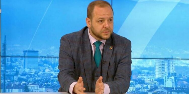 Министър Сандов: "ТЕЦ-Марица 3" замърсява Димитровград със серен диоксид, има нарушения в целия Маришки басейн
