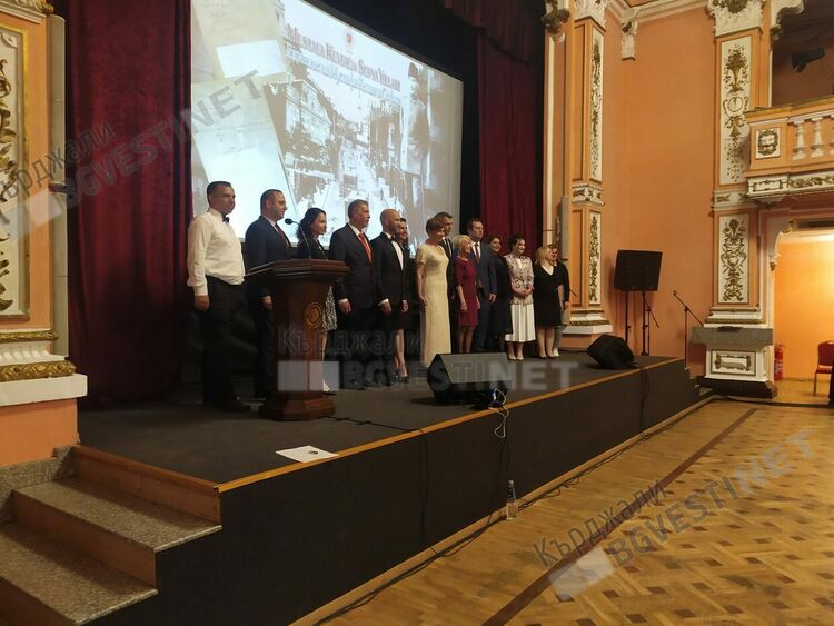 Премиера в столицата на документалния филм „Софийските години на Мустафа Кемал 1913-1915“, публиката аплодира лентата права на крака