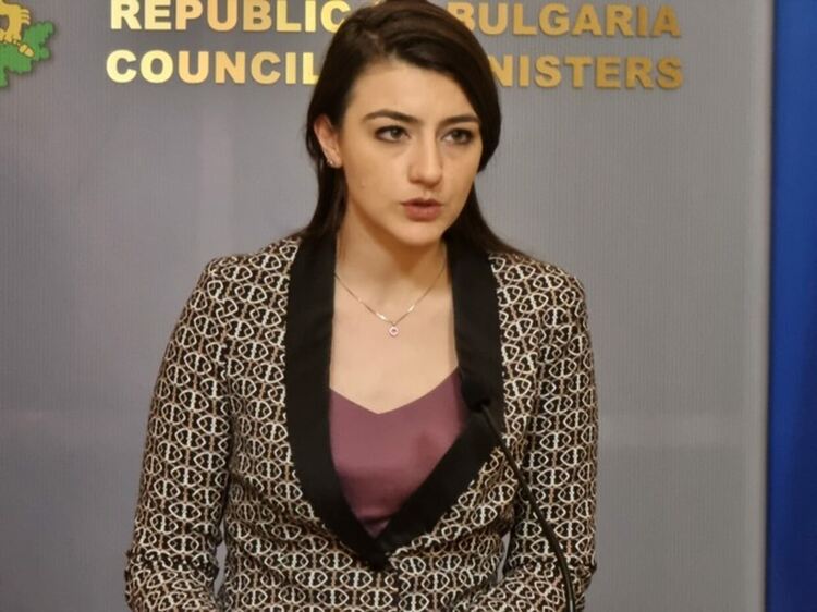 Да има широко съгласие по темата за Република Северна Македония, единна коалицията