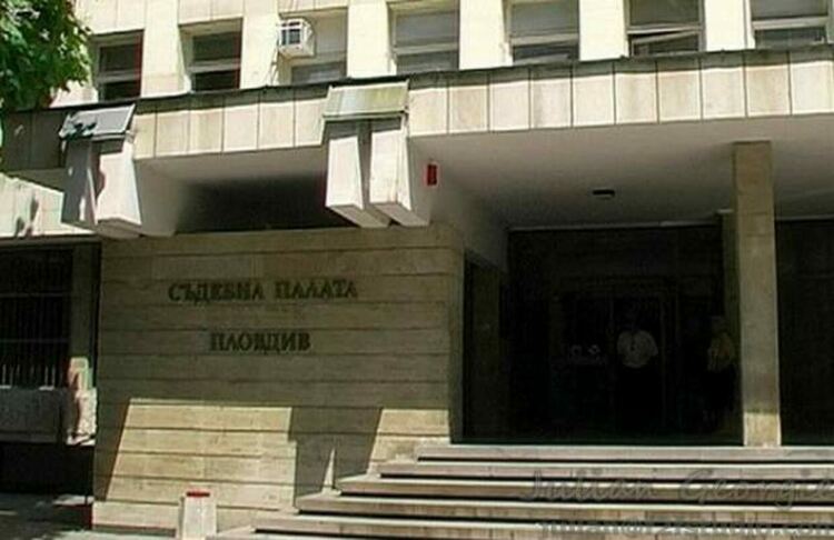Прокуратурата привлече двама непълнолетни за нападението и кражбата на пощальон