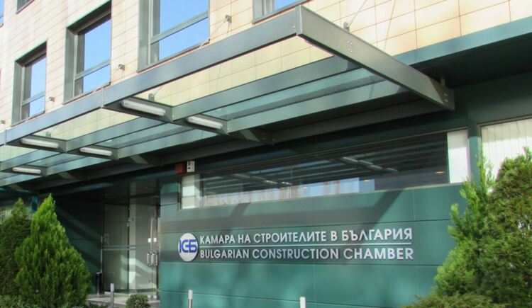 Камарата на строителите: Държавата убива бранша