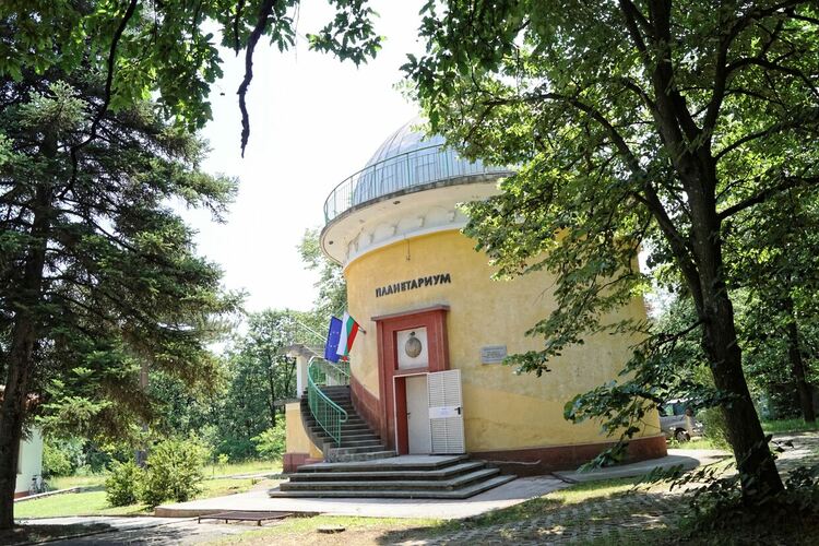 "Концерт под звездите" в Планетариума в най-дългия ден от годината