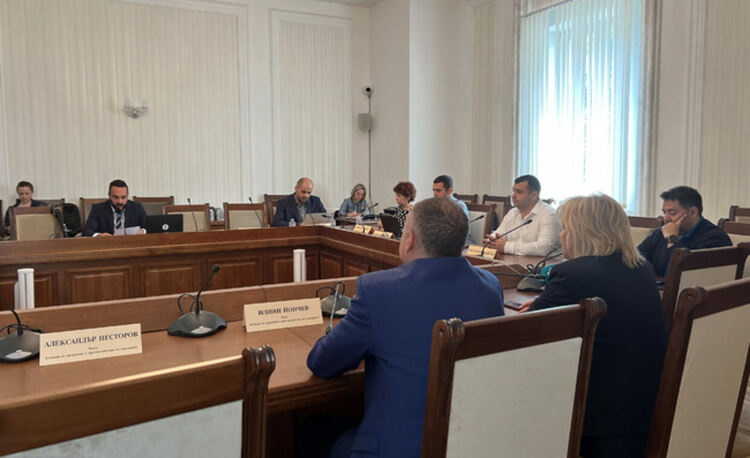 Посоченият за предложен подкуп от директора на БАБХ не се яви в антикорупционната комисия