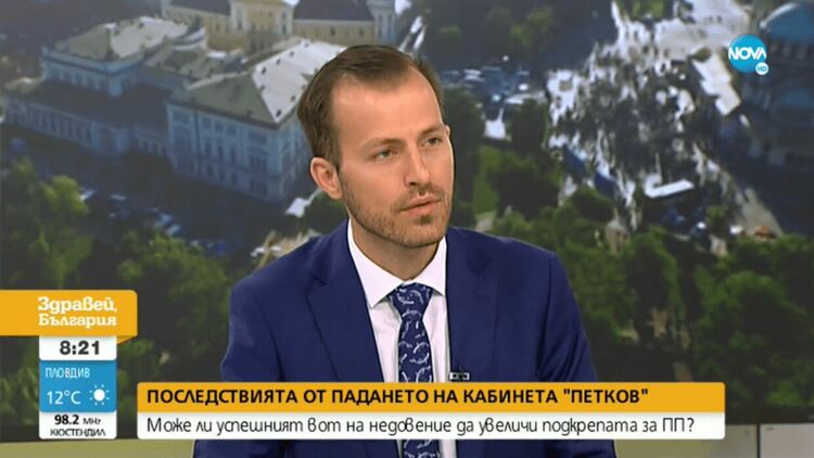 Искрен Митев: Президентът прави всичко възможно да падне правителството