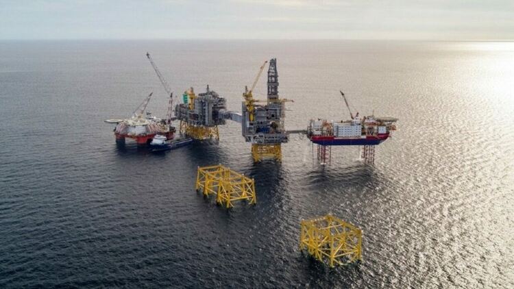 Цената на газа в Европа спадна след спирането на стачката в Норвегия