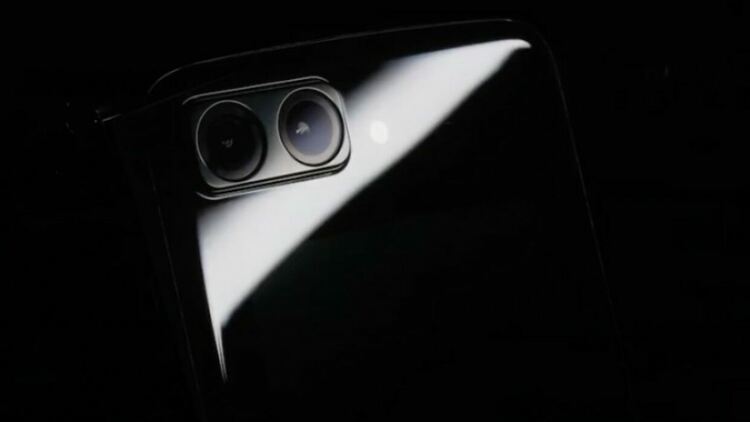 Motorola показа следващия Razr