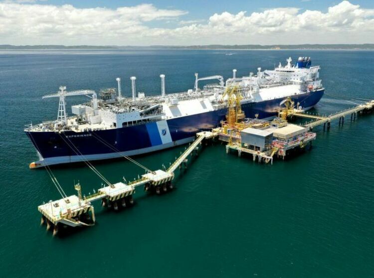 Овергаз се споразумя с американци да доставя по 1 милиард куб. м втечнен газ за 10 години