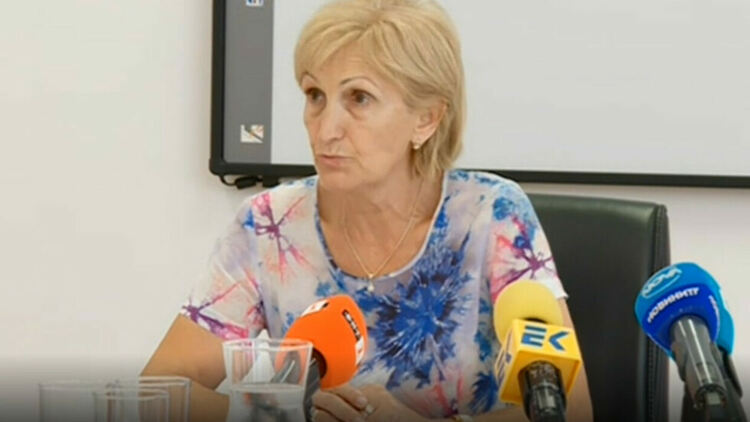 Директорът на ДКК: Министър Стоянов оказва политически натиск