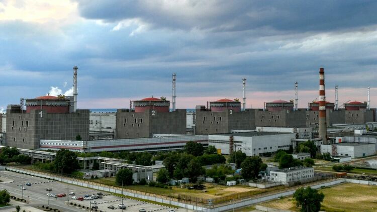 Ако Запорожката АЕЦ спре да работи, в Украйна може да се повтори катастрофата с "Фукушима-1", предупреждават експерти от Киев
