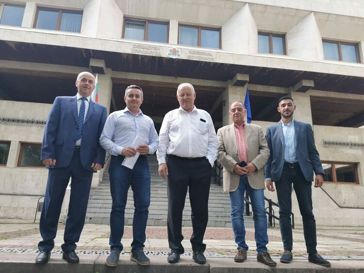 ГЕРБ-СДС регистрира листата си с водач д-р Красимир Събев