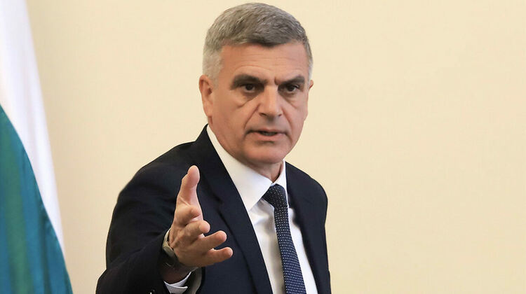 Стефан Янев: Държавата има нужда от държавници за да оцелее!