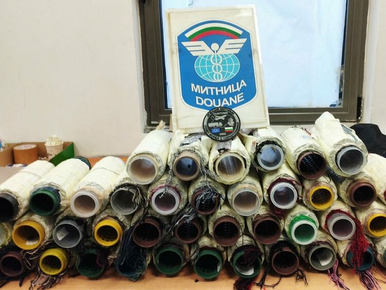 40 000 таблетки с наркотични вещества спрени на границата ни с Турция