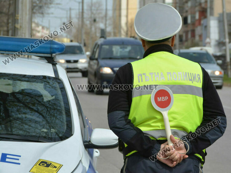 Водач с 2.05 промила опита да подкупи полицаи в Хасково