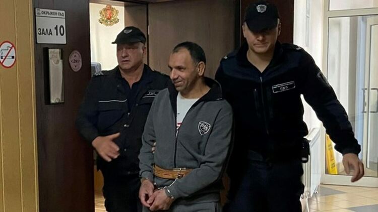 Васко Колев от Любеново влезе в съда, призна вината си и получи 12 години за убийство