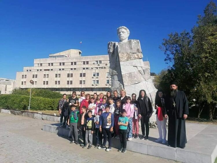 Златаровчета бяха на тридневен поклоннически лагер