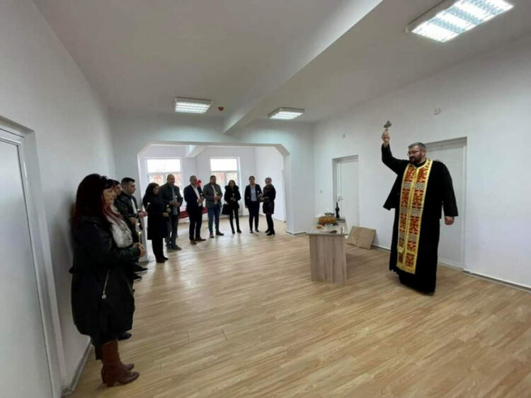 След дългогодишна сага сградата на Нервното отделение вече е социален дом
