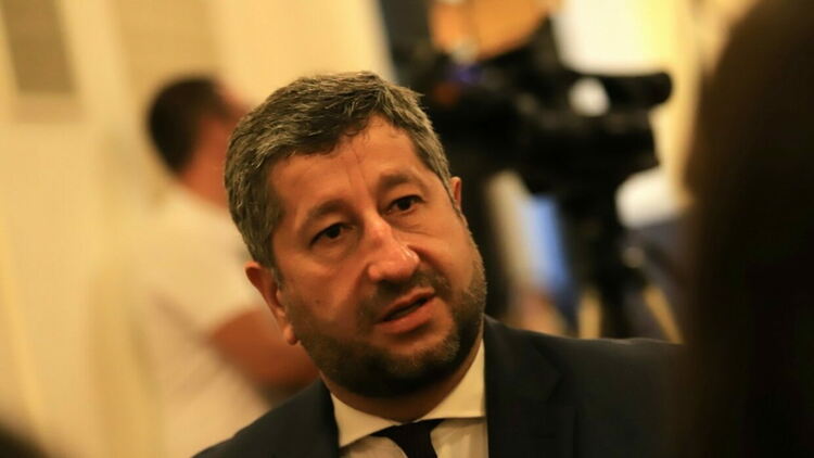 Христо Иванов за втория мандат: ПП да излъчи кандидат за премиер, а лидерите да останем встрани