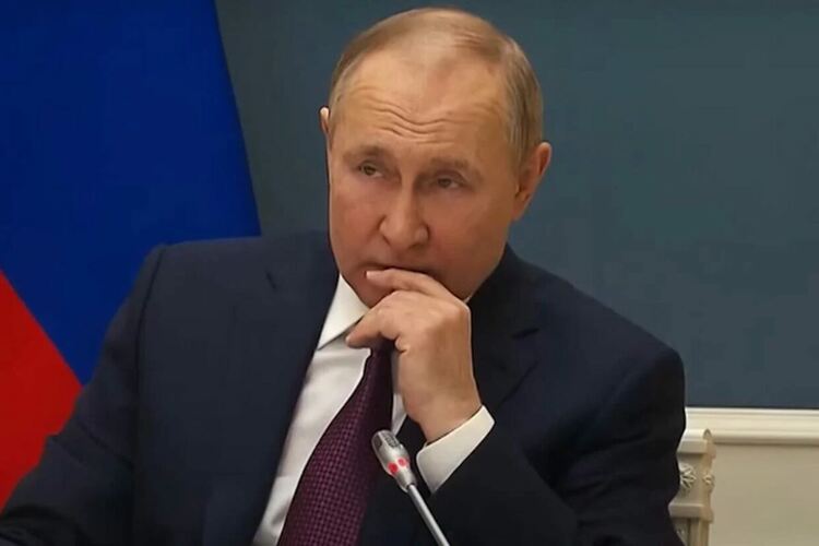 Путин търси на кого да стовари отговорността за провалите в Украйна, според британското разузнаване