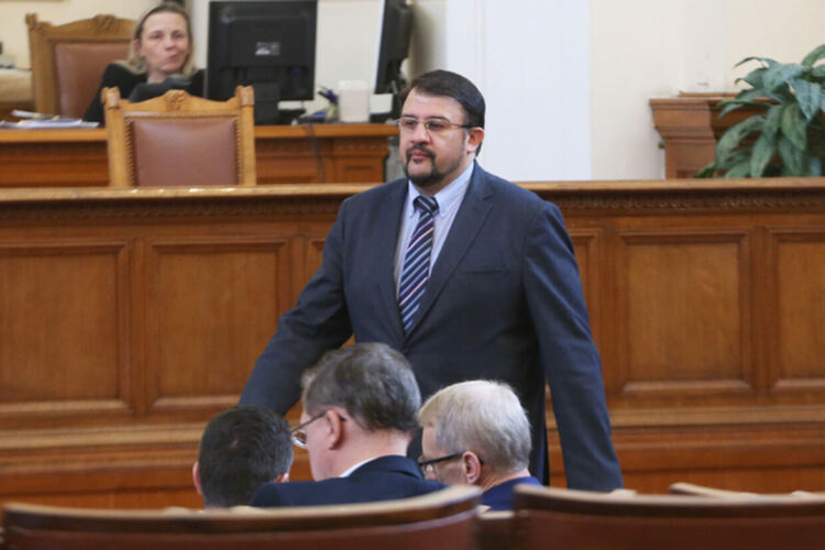 Настимир Ананиев ще съди Слави Трифонов и всеки, който замесва името му в скандали