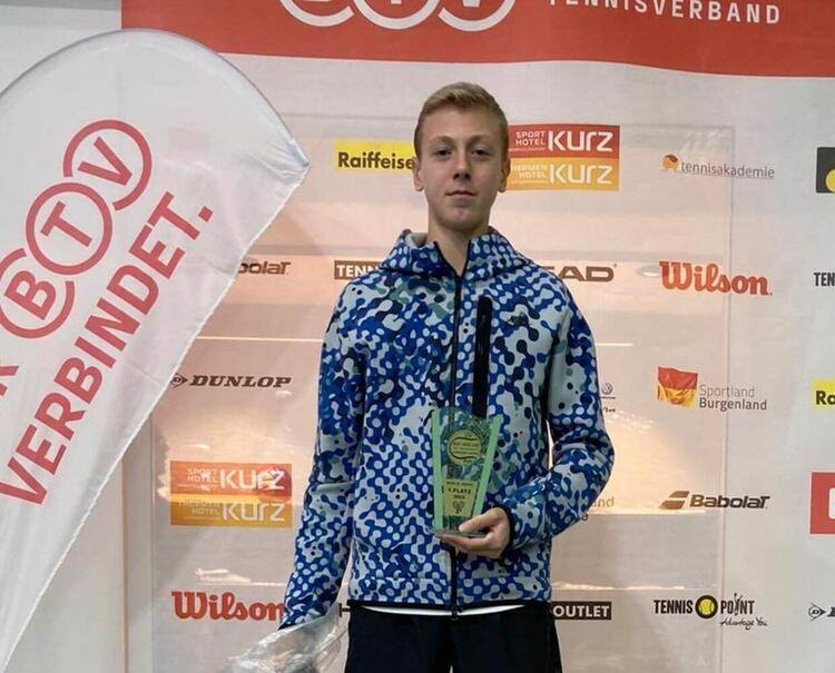 Георги Георгиев триумфира с титлата на двойки на турнир от ITF в Австрия