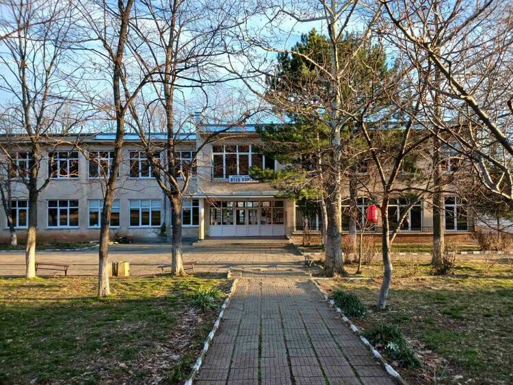 Община Асеновград с проект за топлоизолация на училището в село Мулдава