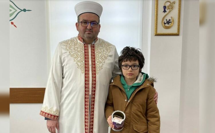 10-годишният син на свещеник е първият дарител в Кърджали за пострадалите в Турция