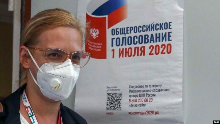 "В Крим е страхотно". Отиваш на гости на Русия, а после се оказваш в правителството на България