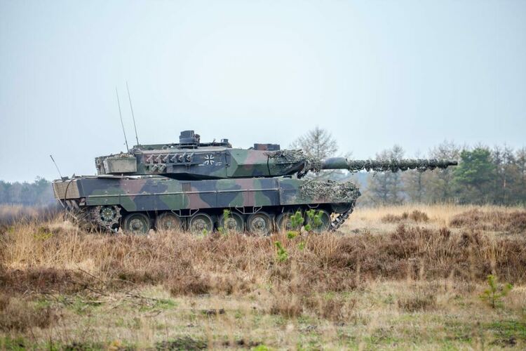 Първите танкове Leopard 2 са вече в Украйна