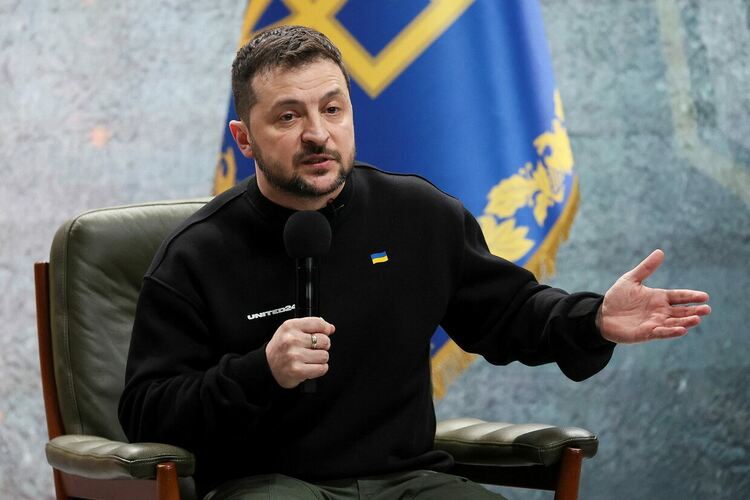 Зеленски: Украинските сили запазват контрол над всички участъци от фронтовата линия