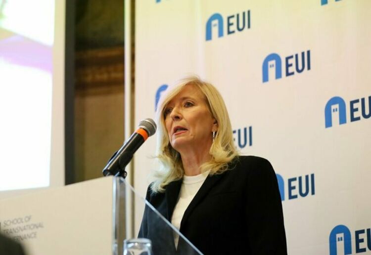Европейският омбудсман: Мълчанието на ЕС за договора за ваксини с "Пфайзер" е проблем, който няма да изчезне от само себе си
