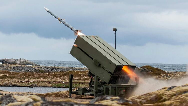 САЩ продава на Украйна ракети земя-въздух NASAMS за 285 млн. долара