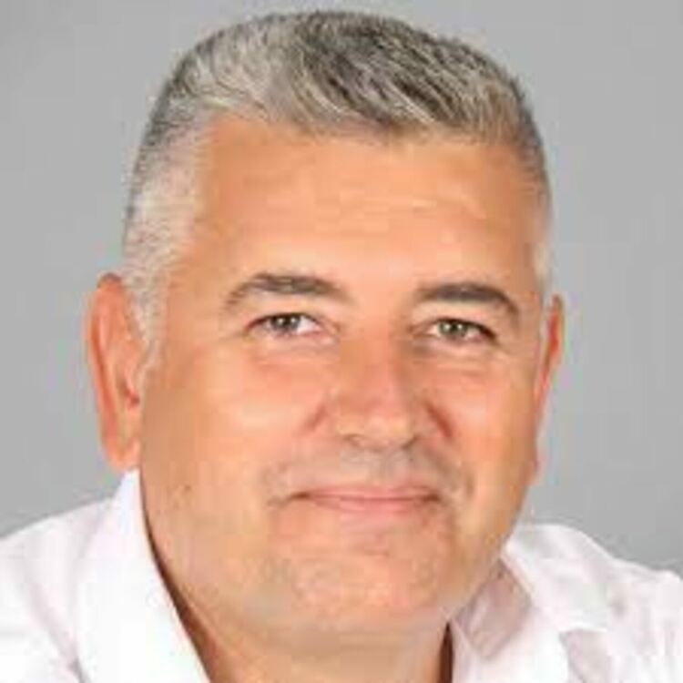 Продължава инициативата на Областния управител за почистване около военните паметници в региона