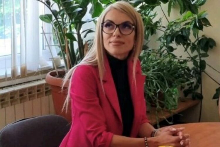 Розалия Иванова положи клетва като младши следовател в Хасково
