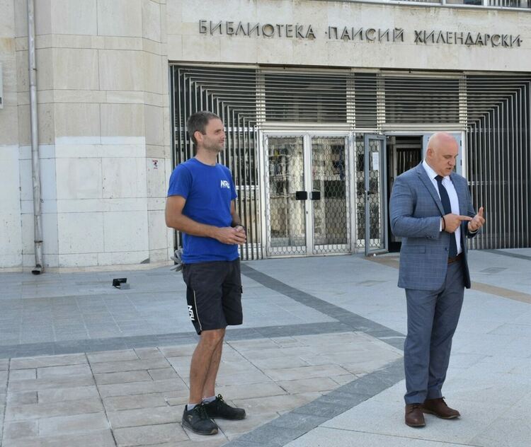 Намаляват сметките за ток на две сгради в Асеновград 