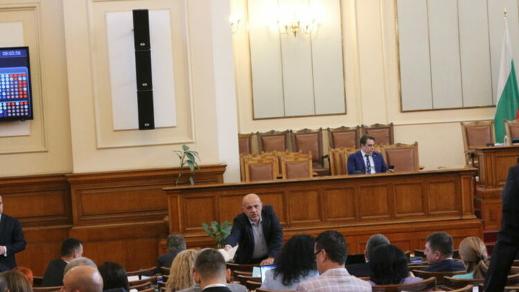 Депутатите се заеха с Бюджет 2023