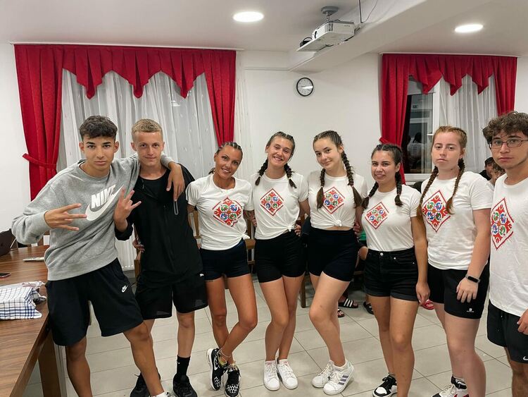 Доброволчество чрез спорт – реализиран проект за славейковци в Словения  